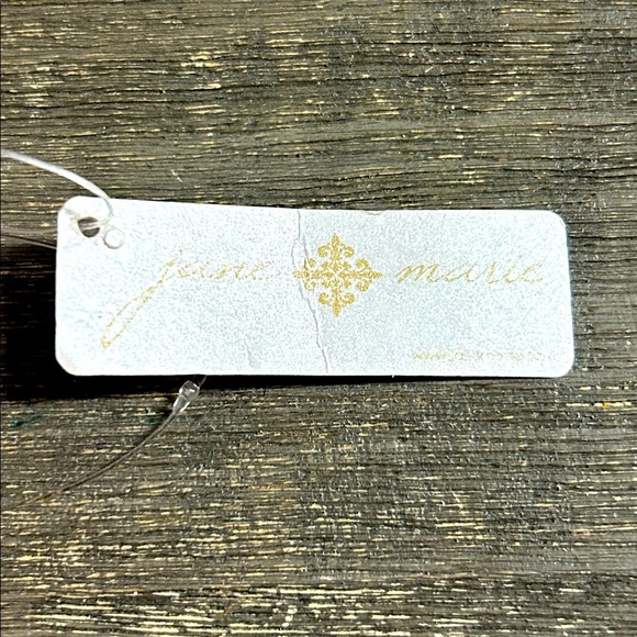 Jane Marie NWT Beaded Canvas Square Crossbody - Picture 4 of 6